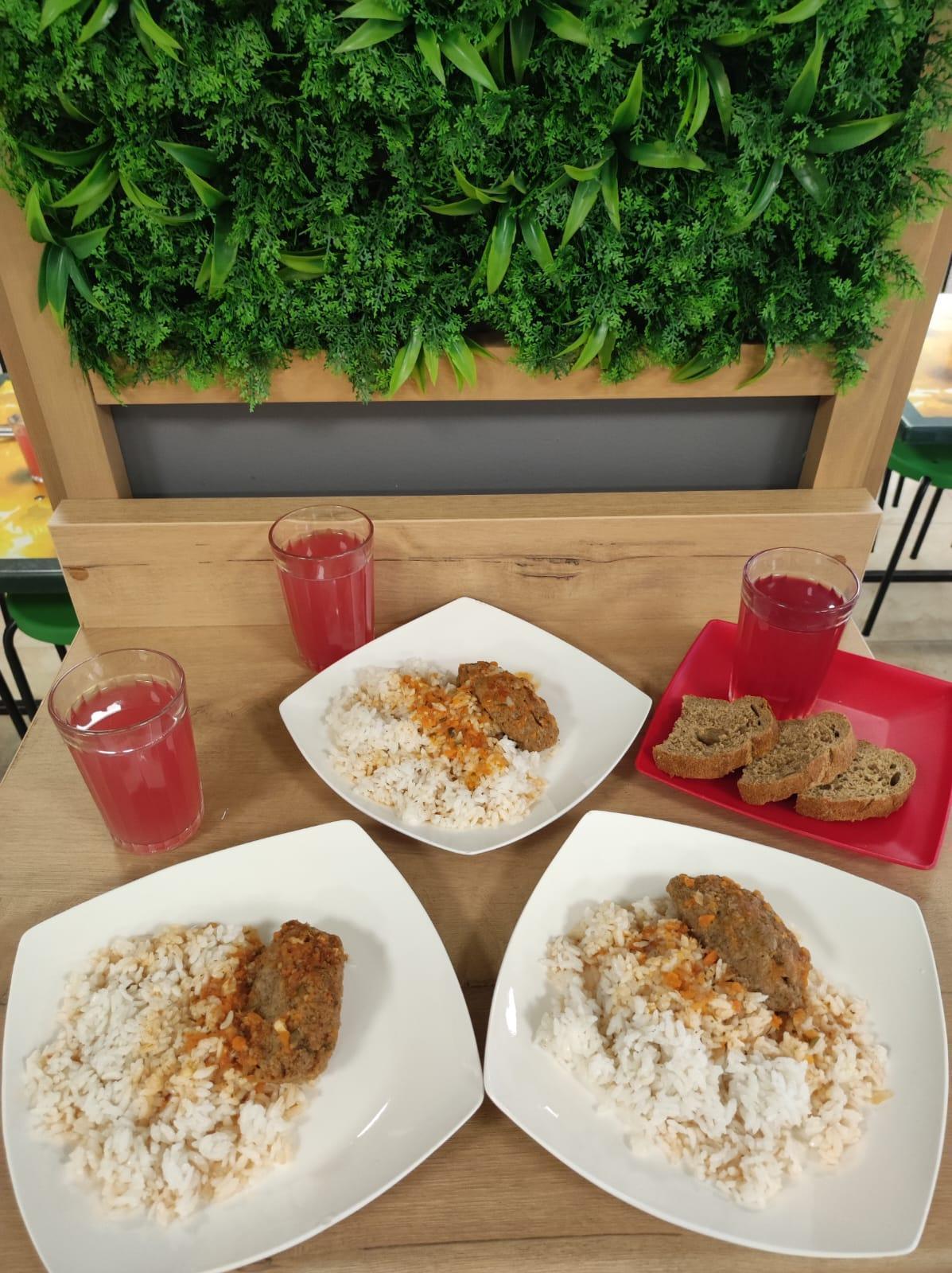 2022 жылғы 24 қарашаға арналған бюджет қаражаты есебінен студенттерді тегін тамақтандыру мәзірі//Меню бесплатного питания обучающихся за счёт бюджетных средств на 24 ноября 2022 года