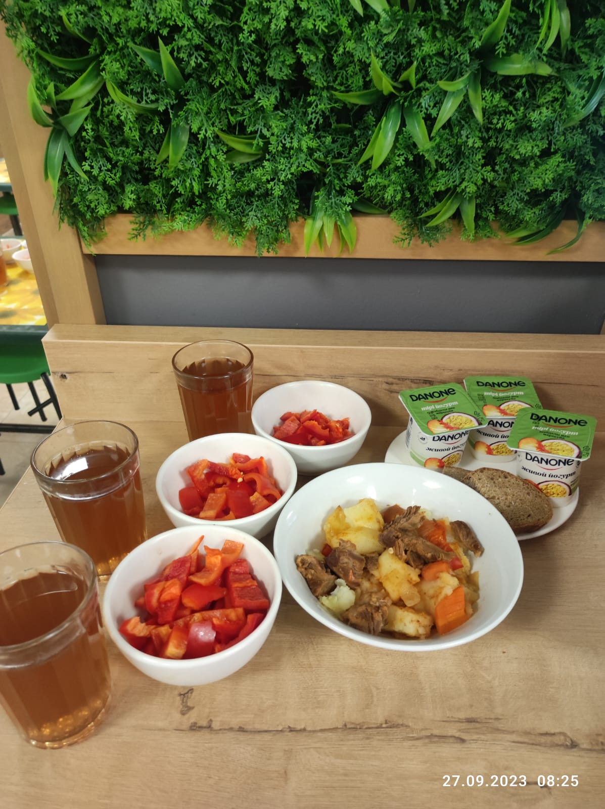 "2023 жылғы 27 қырқүйекке арналған бюджет қаражаты есебінен оқушыларды тегін тамақтандыру мәзірі»//Меню бесплатного питания школьников за счет бюджетных средств на 27 сентября 2023 года»"