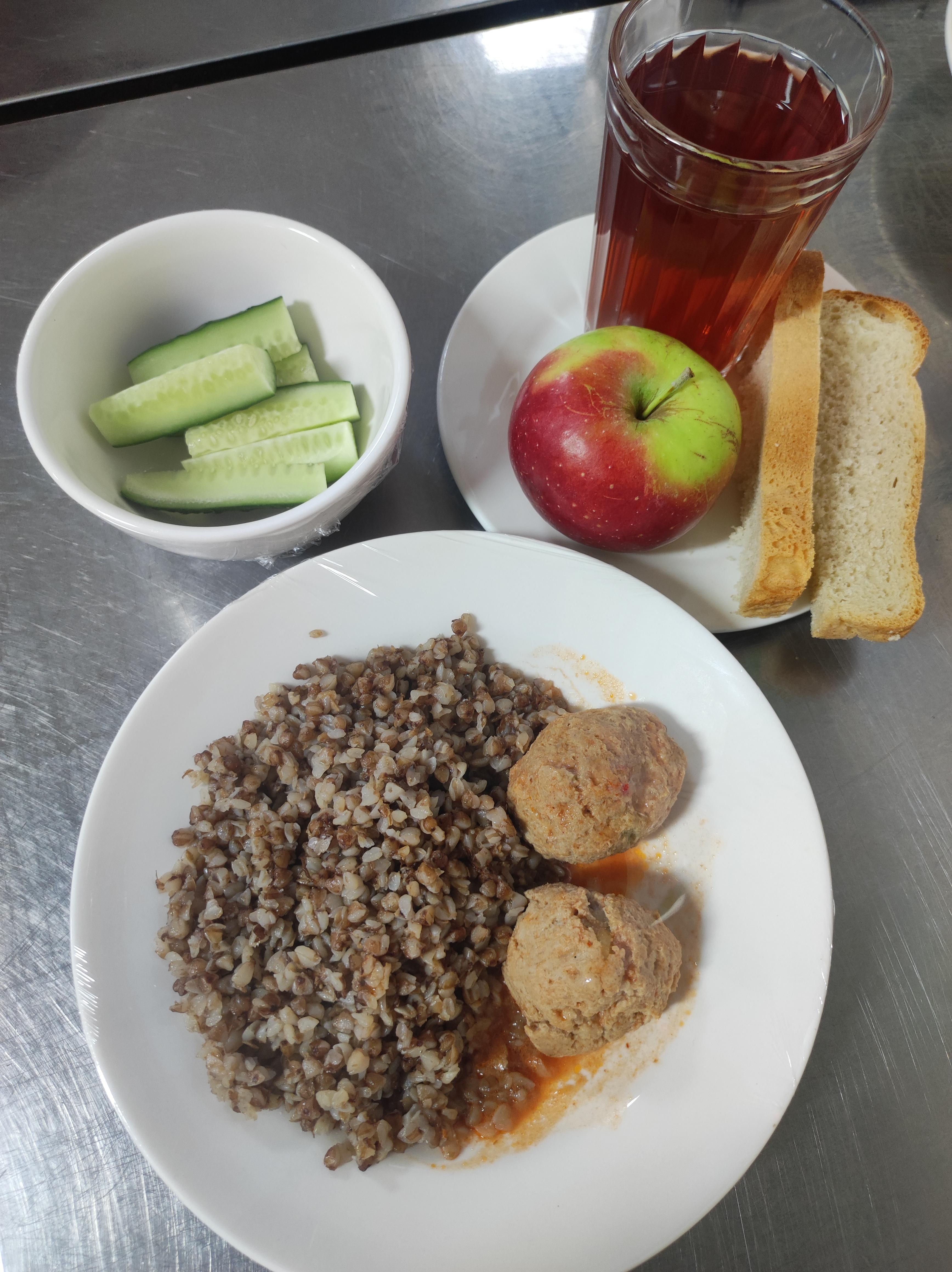 "2025 жылғы 02 қырқүйекке арналған бюджет қаражаты есебінен оқушыларды тегін тамақтандыру мәзірі»//Меню бесплатного питания школьников за счет бюджетных средств на 02 сентября 2025 года»"