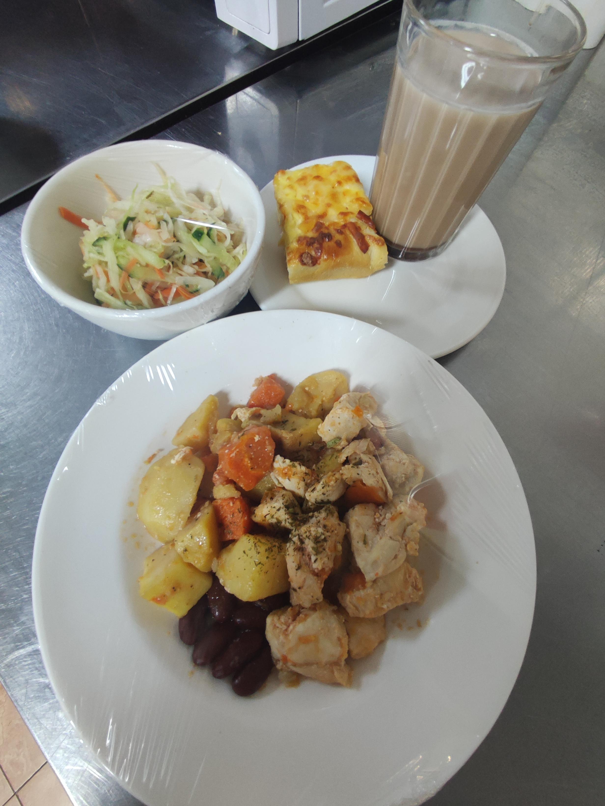 "2025 жылғы 03 қырқүйекке арналған бюджет қаражаты есебінен оқушыларды тегін тамақтандыру мәзірі»//Меню бесплатного питания школьников за счет бюджетных средств на 03 сентября 2025 года»"